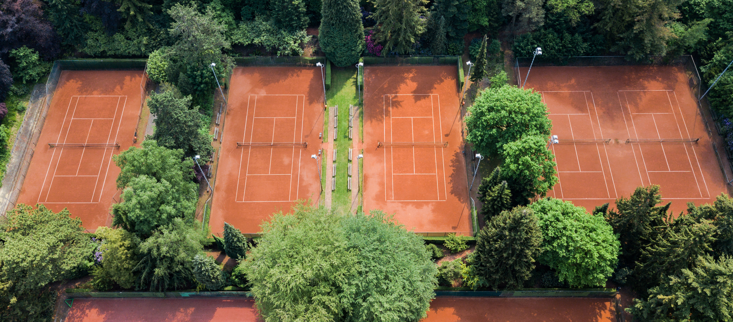 Bovenaanzicht tennispark vereniging