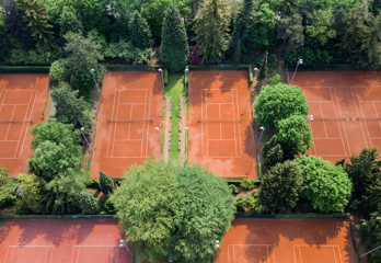 Bovenaanzicht tennispark vereniging