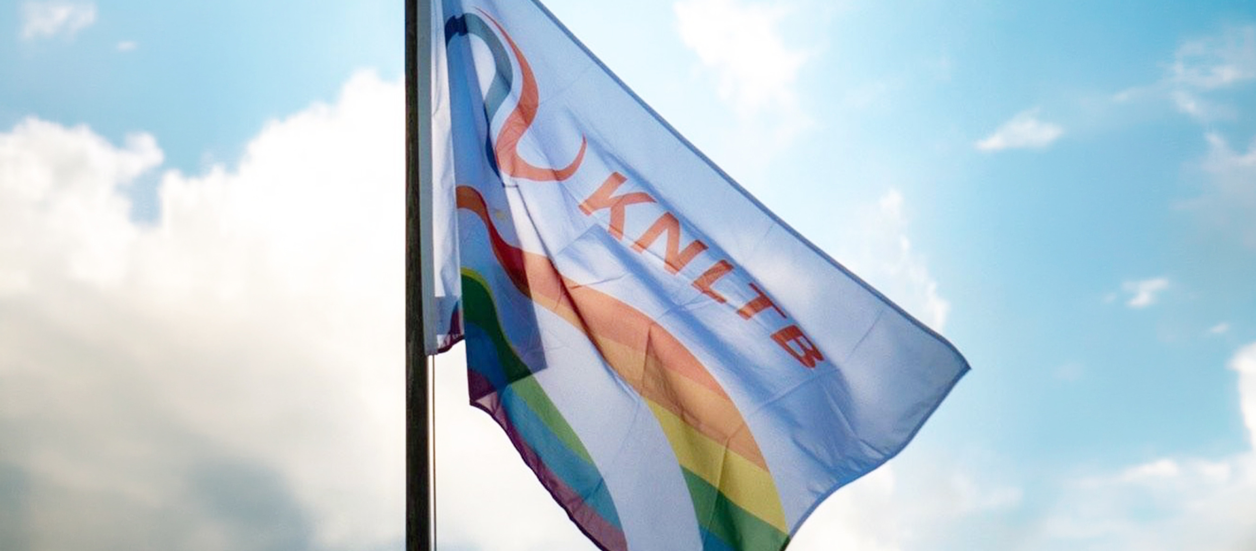 Regenboogvlag KNLTB