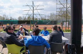 Gezelligheid op het terras (1)