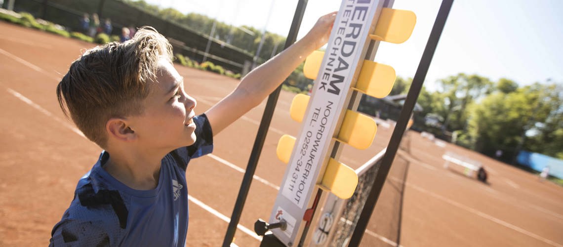 tenniskids groen jongen scorebord tenniskids groen jongen scorebord
